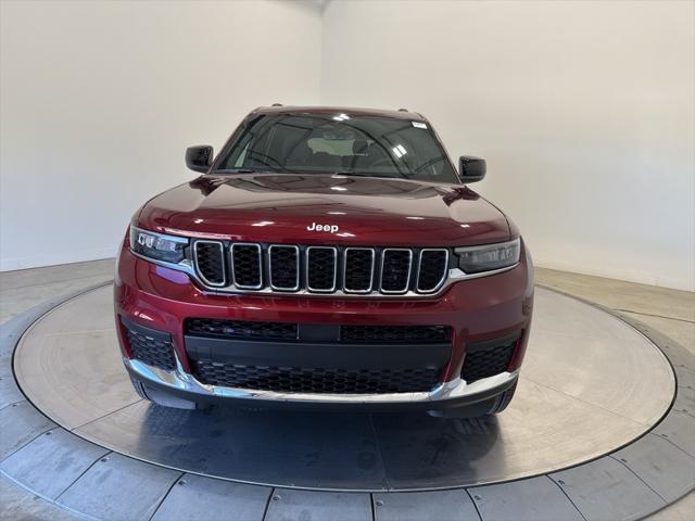 2025 Jeep Grand Cherokee GRAND CHEROKEE L LAREDO X 4X4