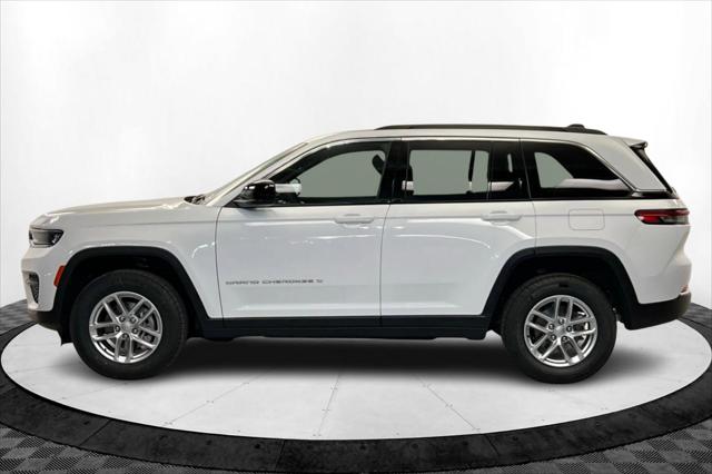 2025 Jeep Grand Cherokee GRAND CHEROKEE LAREDO X 4X4 2025 Jeep Grand Cherokee GRAND CHEROKEE LAREDO X 4X4