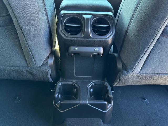 2025 Jeep Wrangler 4-Door Willys 4x4