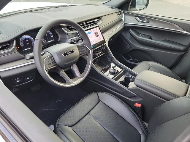 2025 Jeep Grand Cherokee GRAND CHEROKEE LIMITED 4X4 2025 Jeep Grand Cherokee GRAND CHEROKEE LIMITED 4X4