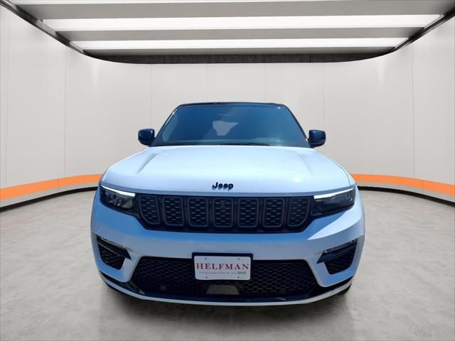 2025 Jeep Grand Cherokee GRAND CHEROKEE SUMMIT 4X4