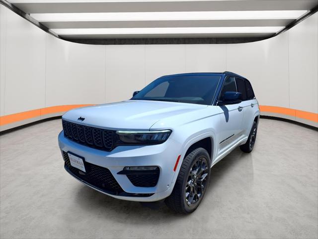2025 Jeep Grand Cherokee GRAND CHEROKEE SUMMIT 4X4