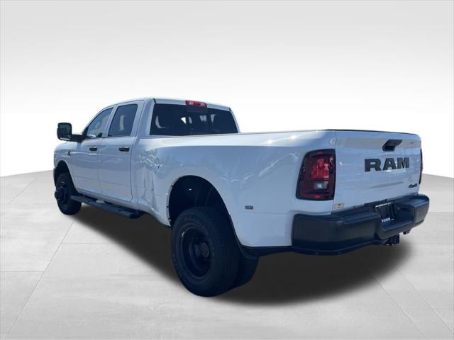 2026 RAM Ram 3500 RAM 3500 TRADESMAN CREW CAB 4X4 8 BOX