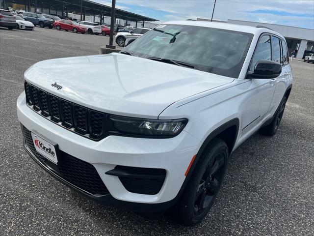 2025 Jeep Grand Cherokee Altitude X 4x4