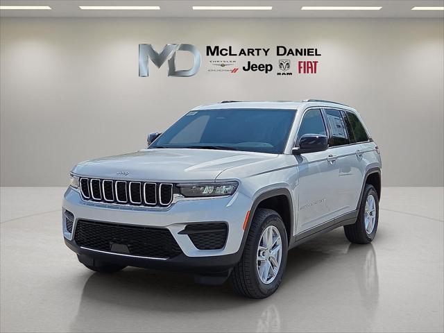 2025 Jeep Grand Cherokee GRAND CHEROKEE LAREDO X 4X4 2025 Jeep Grand Cherokee GRAND CHEROKEE LAREDO X 4X4