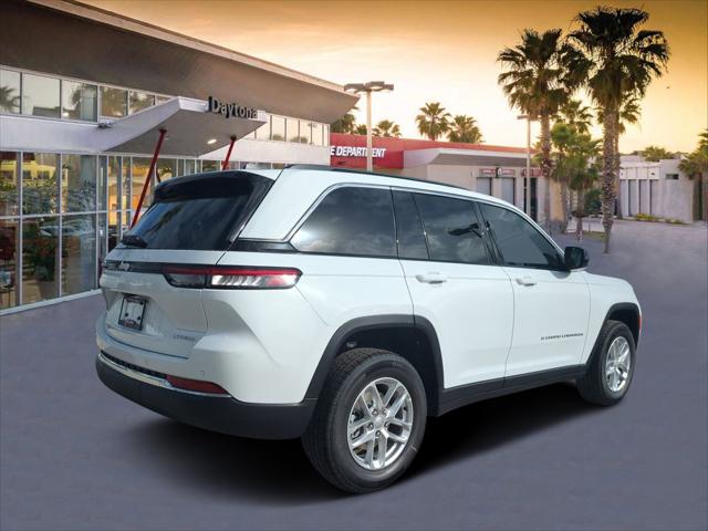 2025 Jeep Grand Cherokee GRAND CHEROKEE LAREDO X 4X2