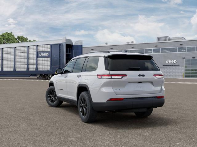 2025 Jeep Grand Cherokee Unknown