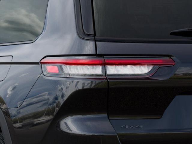2025 Jeep Grand Cherokee Unknown