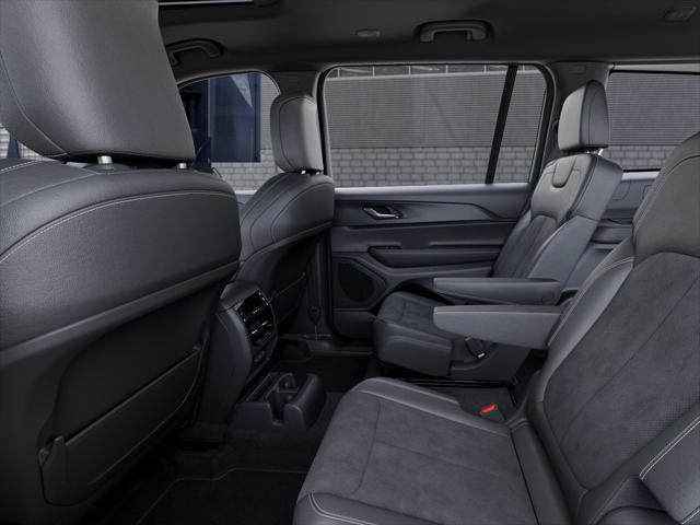 2025 Jeep Grand Cherokee Unknown