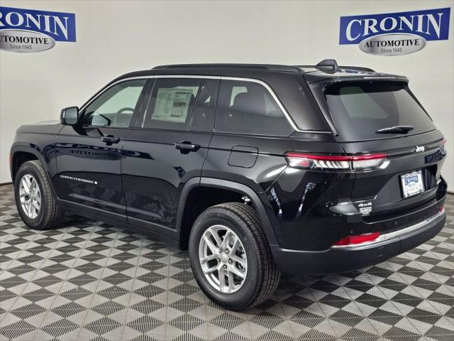 2025 Jeep Grand Cherokee GRAND CHEROKEE LAREDO X 4X4