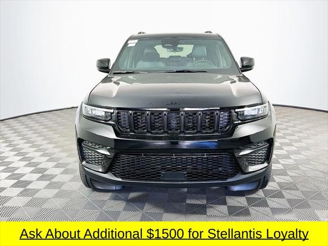 2025 Jeep Grand Cherokee GRAND CHEROKEE ALTITUDE 4X4 2025 Jeep Grand Cherokee GRAND CHEROKEE ALTITUDE 4X4
