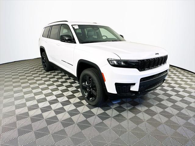 2025 Jeep Grand Cherokee GRAND CHEROKEE L ALTITUDE X 4X4