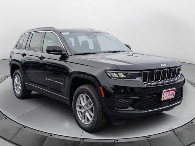 2025 Jeep Grand Cherokee GRAND CHEROKEE LAREDO X 4X4
