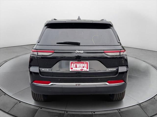 2025 Jeep Grand Cherokee GRAND CHEROKEE LAREDO X 4X4