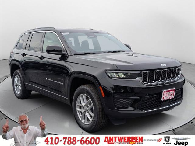 2025 Jeep Grand Cherokee GRAND CHEROKEE LAREDO X 4X4
