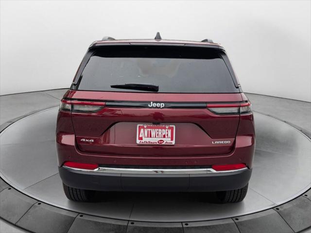 2025 Jeep Grand Cherokee GRAND CHEROKEE LAREDO X 4X4