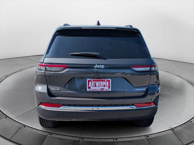 2025 Jeep Grand Cherokee GRAND CHEROKEE LAREDO X 4X4