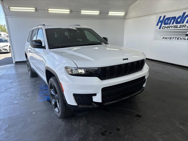 2025 Jeep Grand Cherokee GRAND CHEROKEE L ALTITUDE X 4X4