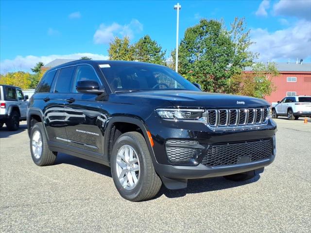 2025 Jeep Grand Cherokee GRAND CHEROKEE LAREDO X 4X4