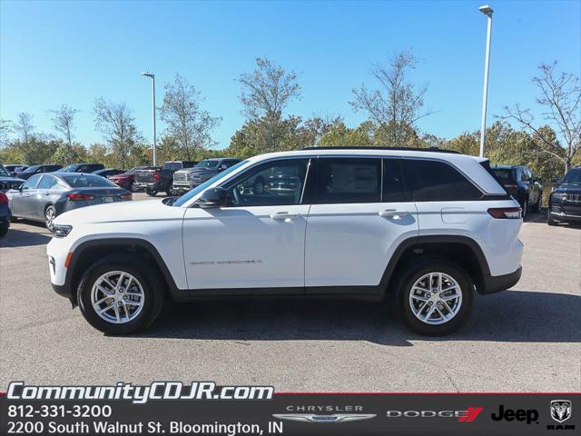 2025 Jeep Grand Cherokee GRAND CHEROKEE LAREDO X 4X4