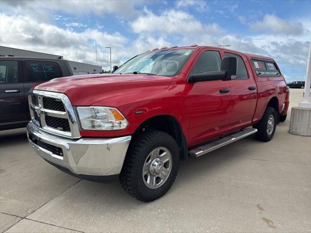 2017 RAM 2500 Tradesman Crew Cab 4x4 64 Box