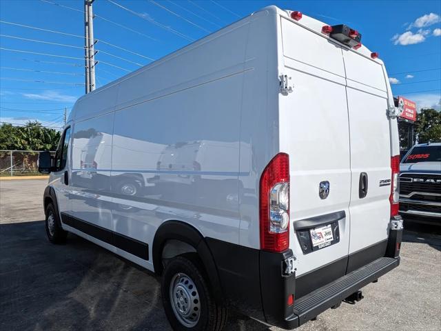 2025 Ram ProMaster 2500 Cargo Van Tradesman High Roof 159" WB w/Pass Seat