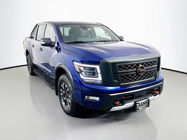 2024 Nissan TITAN Crew Cab PRO-4X 4x4
