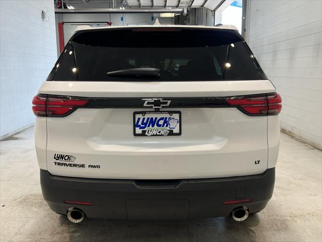 2023 Chevrolet Traverse AWD LT Cloth