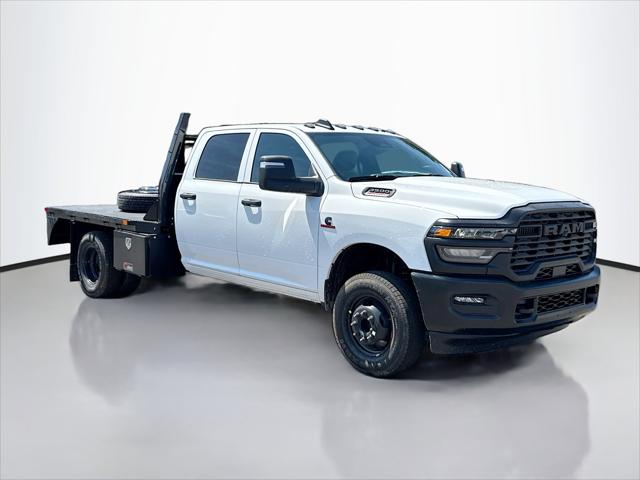 2025 RAM Ram 3500 Chassis Cab RAM 3500 TRADESMAN CREW CAB CHASSIS 4X4 60 CA 2025 RAM Ram 3500 Chassis Cab RAM 3500 TRADESMAN CREW CAB CHASSIS 4X4 60 CA