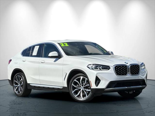 2022 BMW X4 xDrive30i