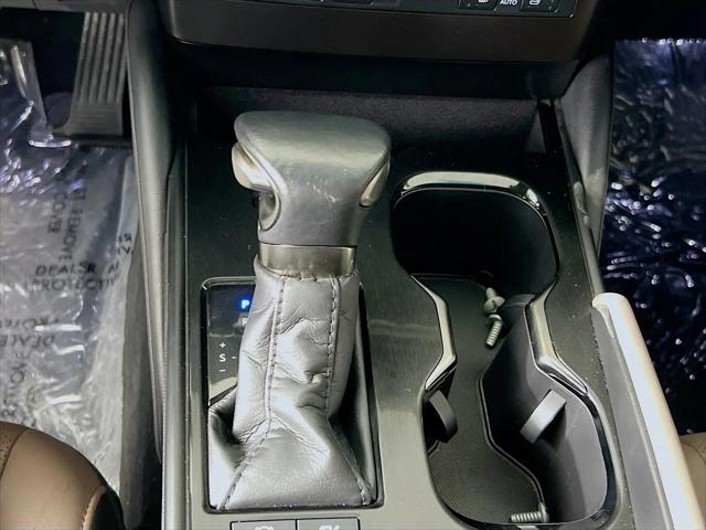 2024 Lexus ES 300h ES 300h