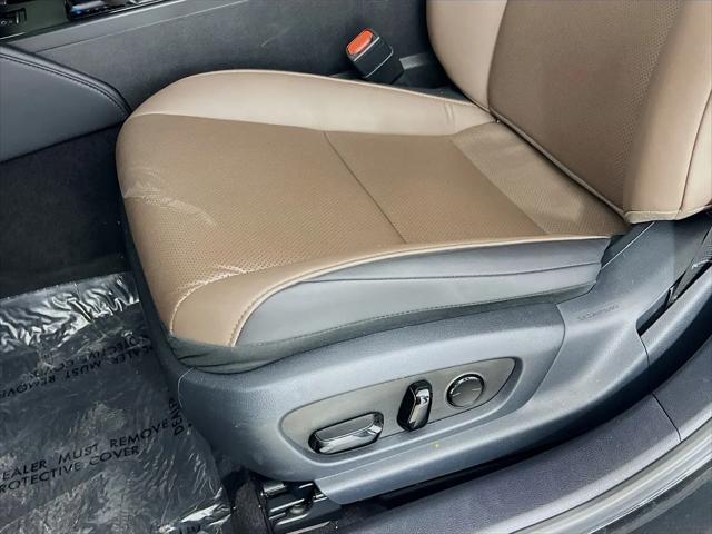 2024 Lexus ES 300h ES 300h