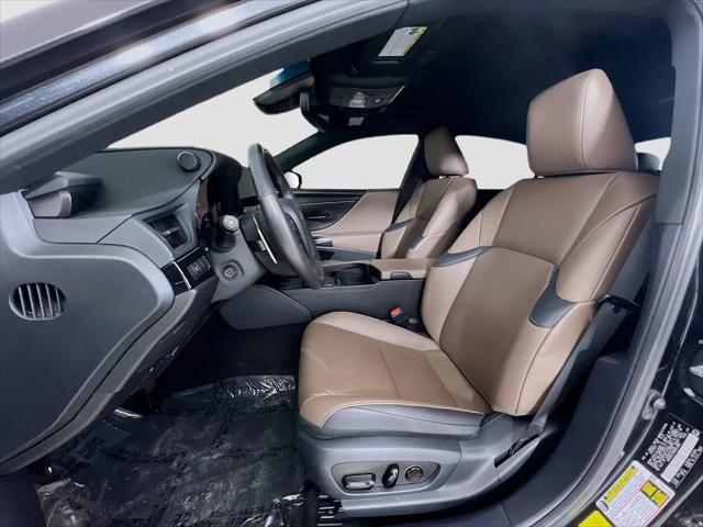 2024 Lexus ES 300h ES 300h