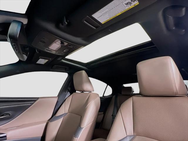 2024 Lexus ES 300h ES 300h