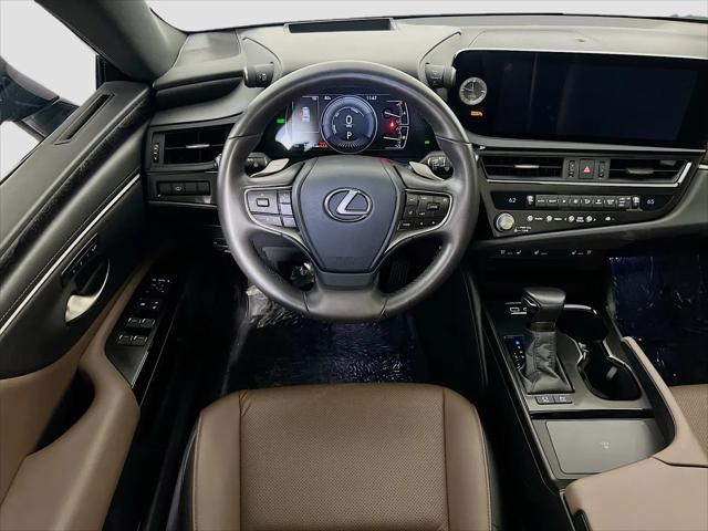 2024 Lexus ES 300h ES 300h