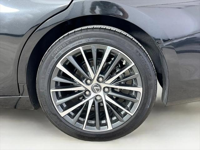 2024 Lexus ES 300h ES 300h