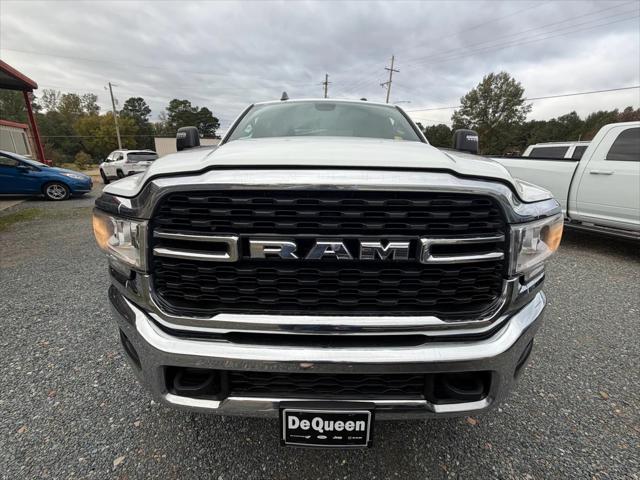 2024 RAM 3500 Big Horn Crew Cab 4x4 8 Box 2024 RAM 3500 Big Horn Crew Cab 4x4 8 Box