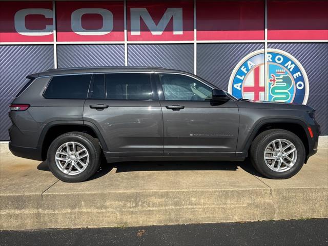 2022 Jeep Grand Cherokee L Laredo 4x4