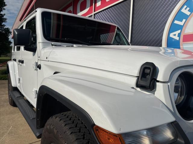 2023 Jeep Wrangler 4-Door Sahara Altitude 4x4