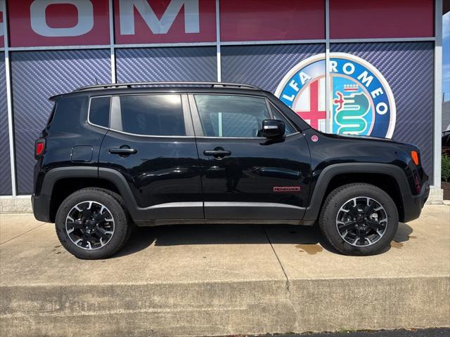 2023 Jeep Renegade Trailhawk 4x4 2023 Jeep Renegade Trailhawk 4x4