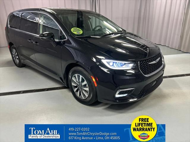 2024 Chrysler Pacifica Hybrid Select 2024 Chrysler Pacifica Hybrid Select