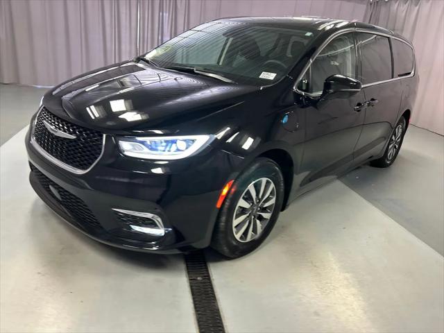 2024 Chrysler Pacifica Hybrid Select 2024 Chrysler Pacifica Hybrid Select