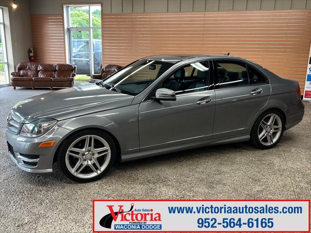2012 Mercedes-Benz C 300 Luxury 4MATIC