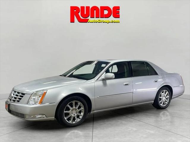2011 Cadillac DTS Luxury Collection