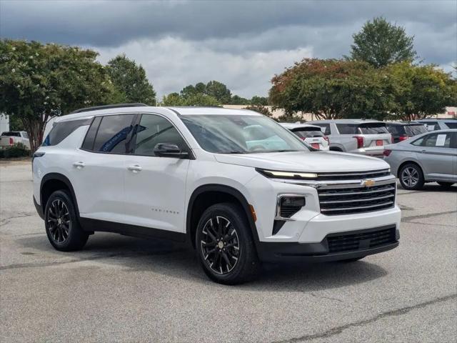 2026 Chevrolet Traverse FWD LT