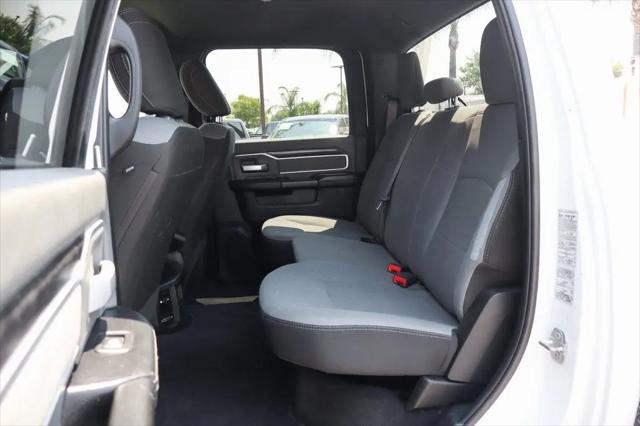 2021 Ram 3500 Big Horn Crew Cab 4x4 8' Box