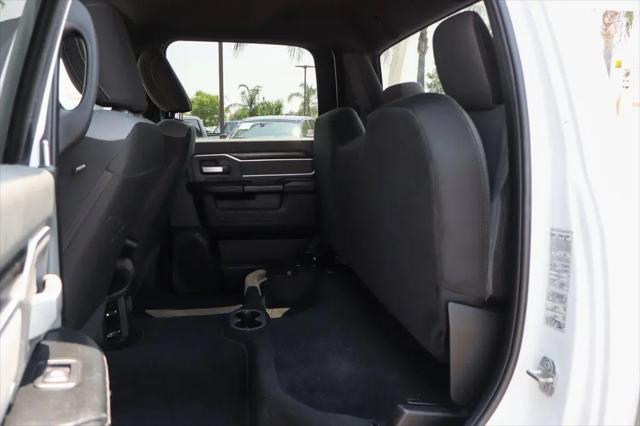 2021 Ram 3500 Big Horn Crew Cab 4x4 8' Box