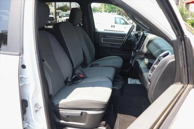 2021 Ram 3500 Big Horn Crew Cab 4x4 8' Box