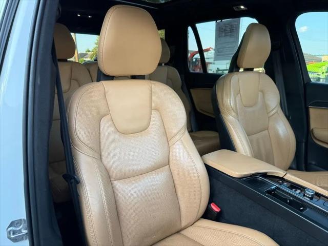 2021 Volvo XC90 Recharge T8 Inscription 7 Passenger