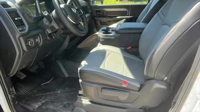 2025 Ram 5500 Tradesman/Big Horn